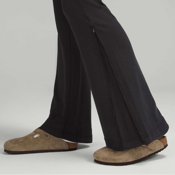 lululemon Brushed Softstreme Ribbed Zip Flared Pant 32.5" - Picture 3 of 7